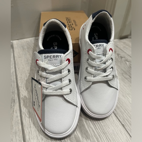 Sperry Top-Sider Boy's Striper II LTT Retro jr Shoe - Picture 4 of 4